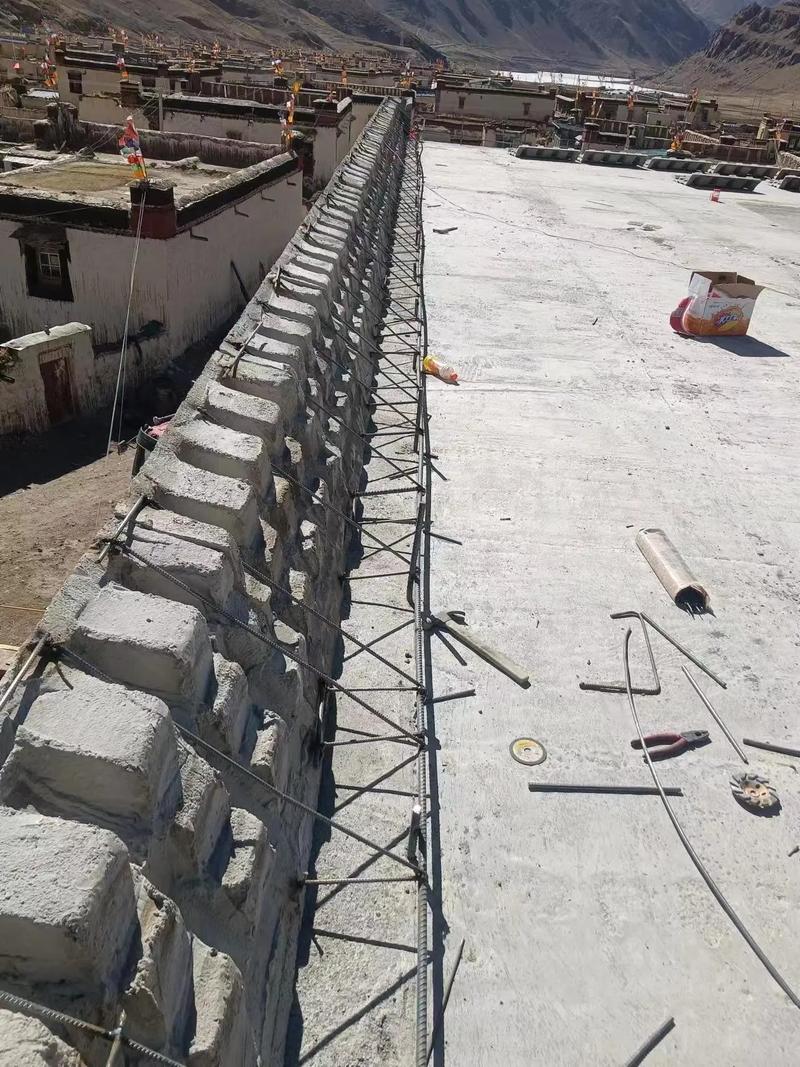 匠心傳承，裝點(diǎn)雪域 南木林唯美藏式坨坨裝飾材料，構(gòu)筑獨(dú)特建筑美學(xué)